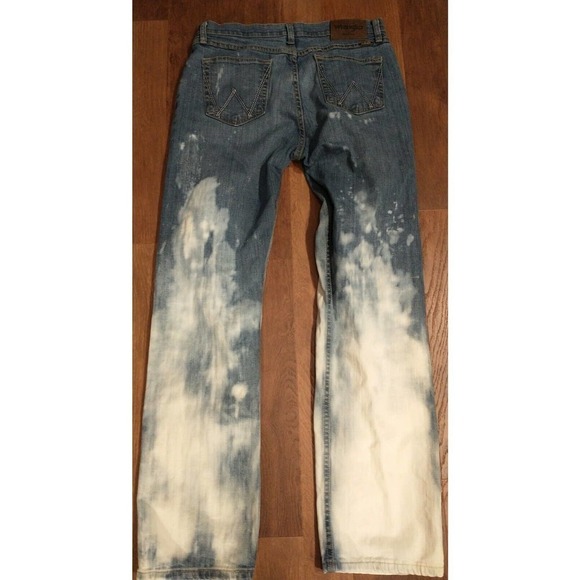 Wrangler Mens 32 x 32 Acid wash destroyed distressed Blue Jeans Straight Fit - Picture 4 of 5